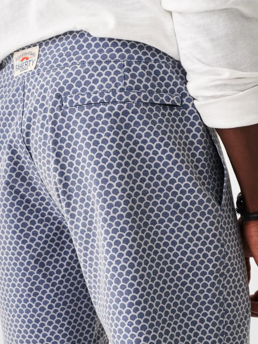 Classic Boardshort (7" Inseam) - Fishscale Batik
